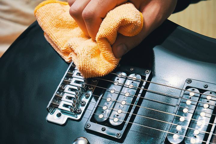 What to Include in Guitar Care Kit